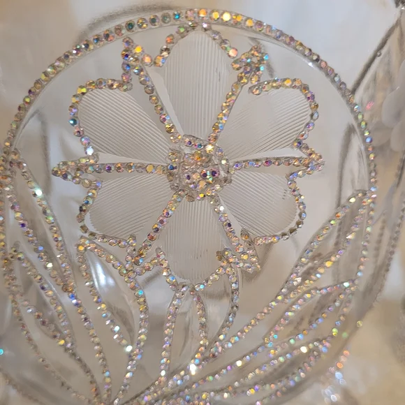 Vintage Floral Etched Glass Basket Set - Picture 4 of 5